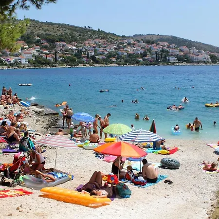 Seaside House With A Swimming Pool Mavarstica, Ciovo - 1076 * Trogir