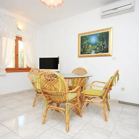 Seaside House With A Swimming Pool Mavarstica, Ciovo - 1076 Trogir